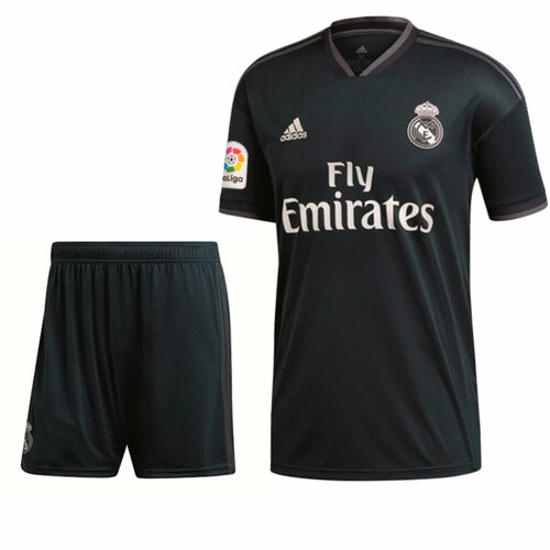 real madrid jersey and shorts