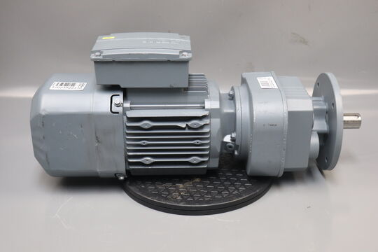 Sew Eurodrive Gearmotor RF27 DRS80S4BE1 0.75 kW i=10.13 Used Sew Eurodrive Gearmotor RF27 DRS80S4BE1 0.75 kW i=10.13 Used